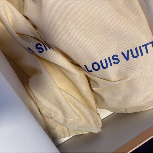 Louis Vuitton Trainer Pink Rose - Picture 8 of 11